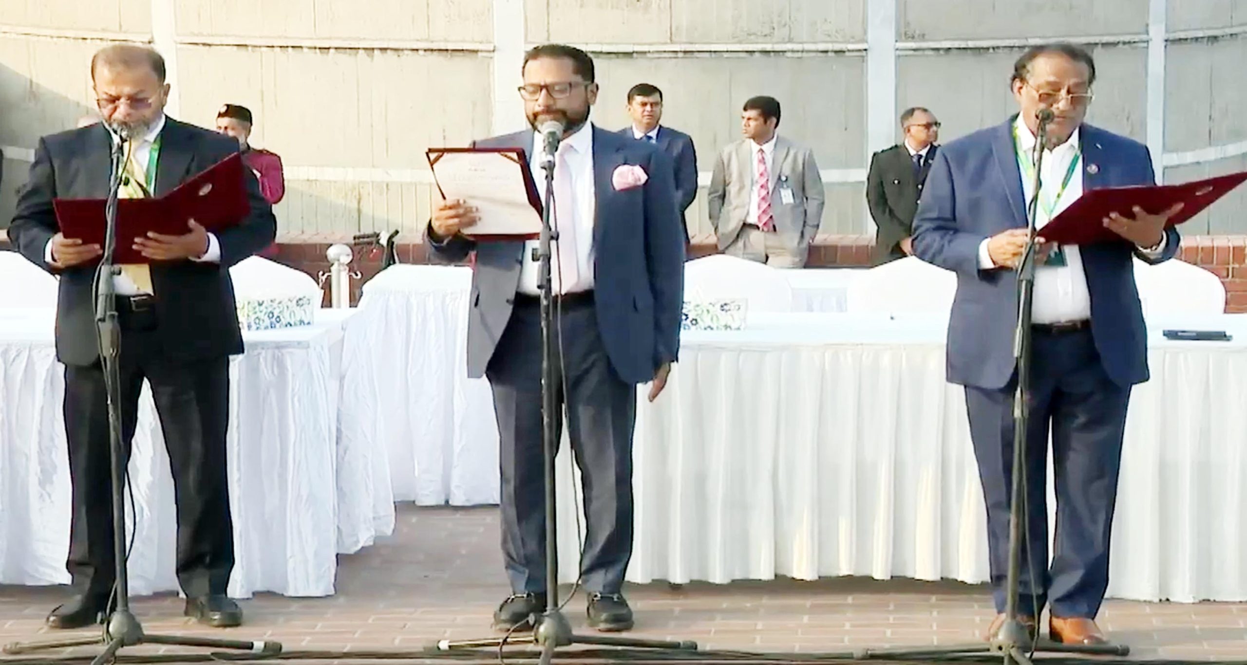গৃহায়ন ও গণপূর্ত প্রতিমন্ত্রী হলেন আহম্মদ সোহেল মনজুর সুমন, এলাকায় আনন্দের জোয়ার