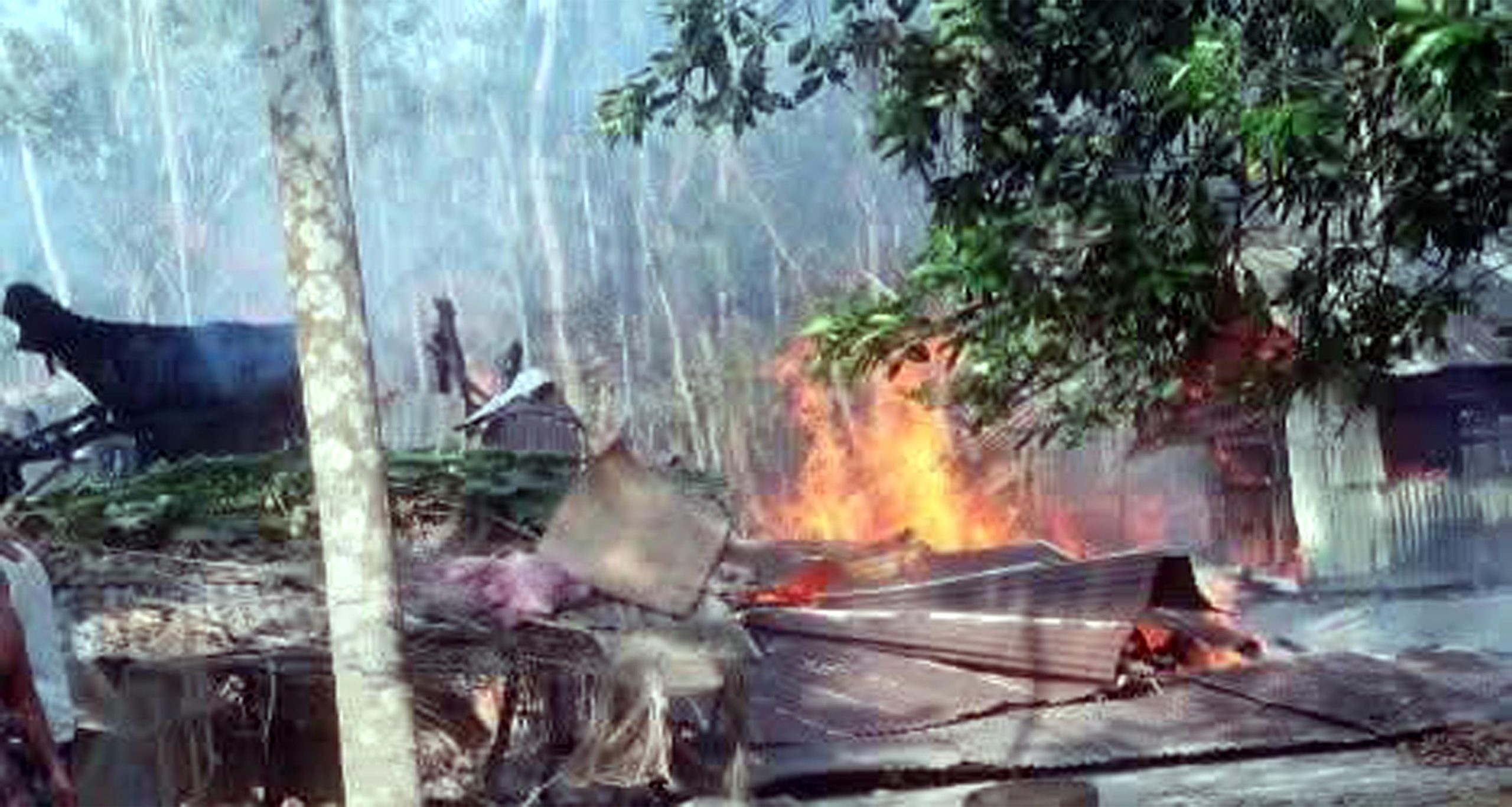 ভান্ডারিয়ায় আগুনে বসতঘর পুড়ে ছাই