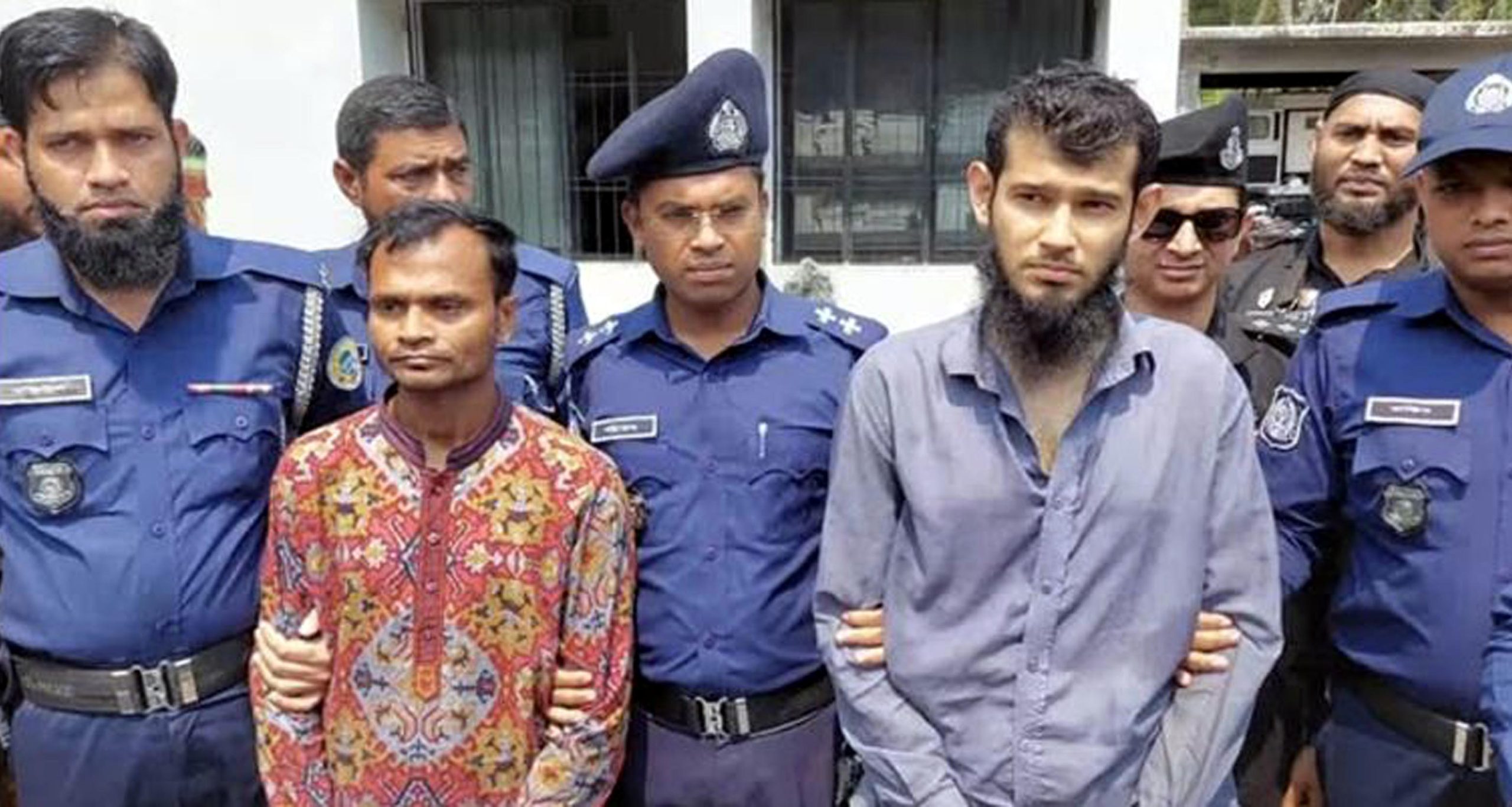 নেছারাবাদে মাথাবিচ্ছিন্ন লাশ, গ্রেফতার ২