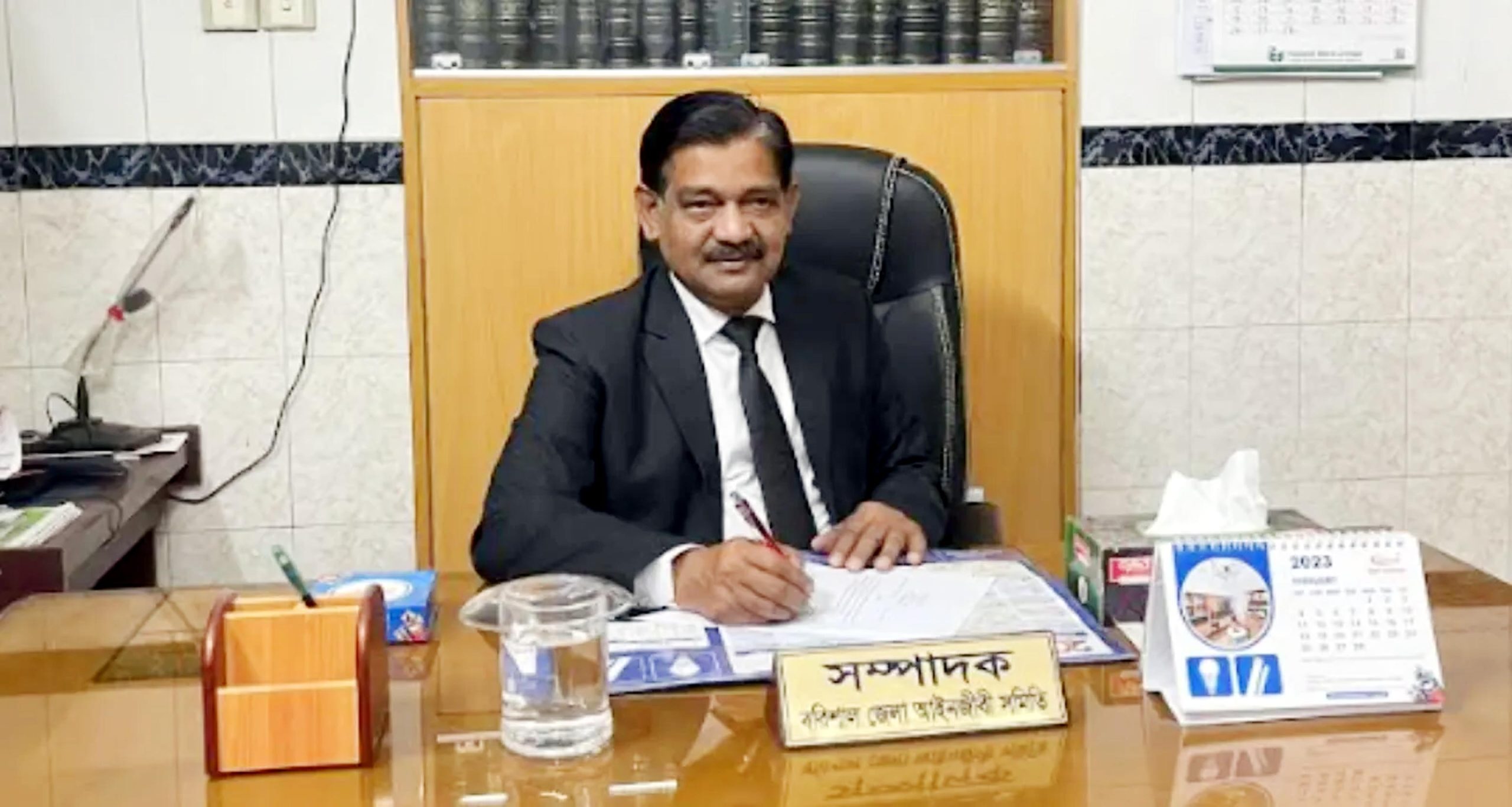 বরিশালের সাবেক প্যানেল মেয়র খোকন গ্রেপ্তার