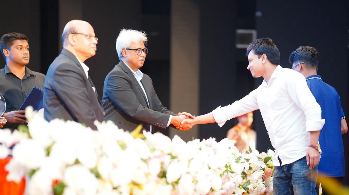 জাতীয় পর্যায়ে ৫ম স্থান অর্জন করলো- চরফ্যাশন রেসিডেন্সিয়াল মডেল কলেজের