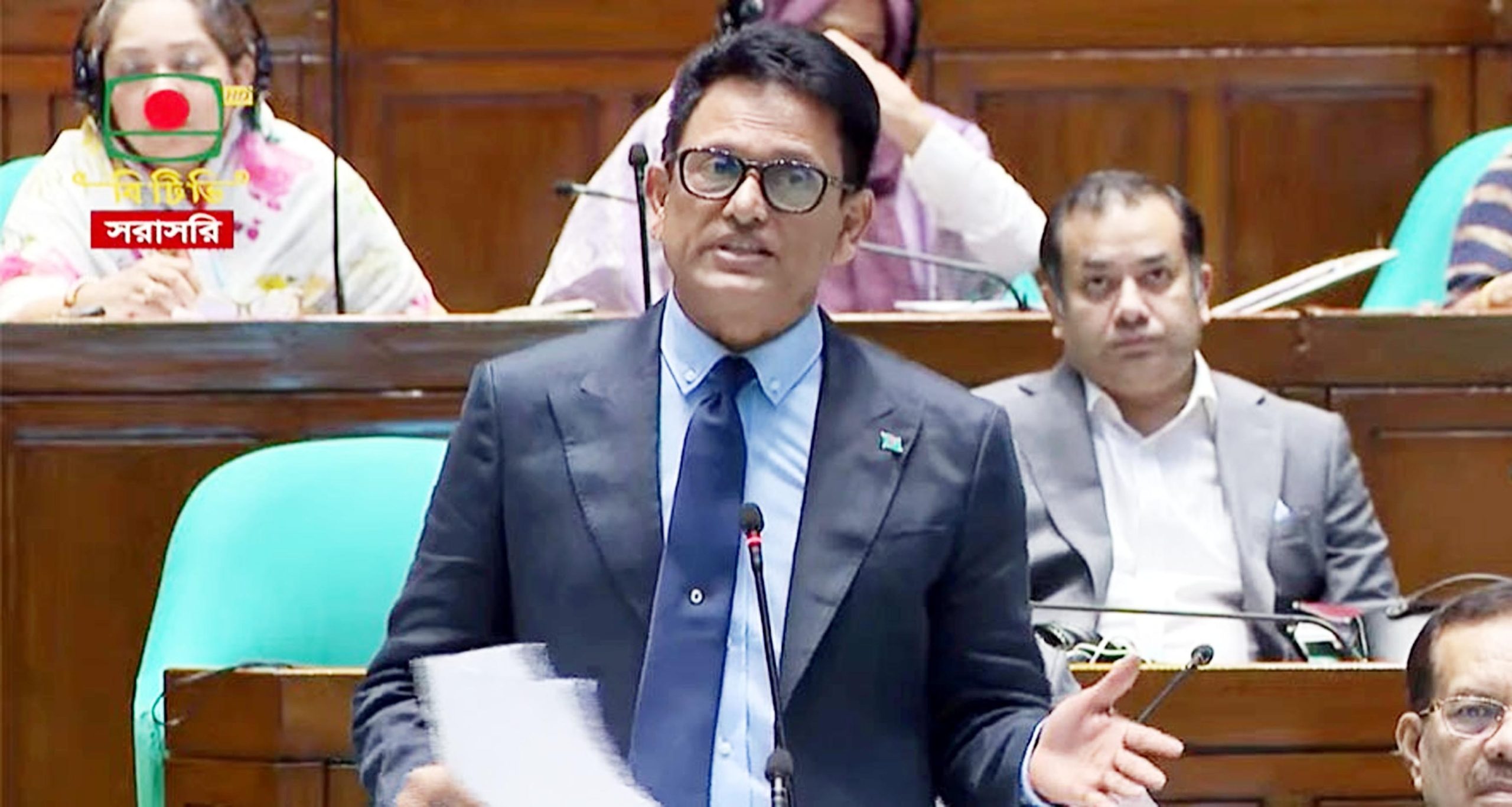 পরীক্ষা দিতে না পারা শিক্ষার্থীদের পরীক্ষা চট্টগ্রাম বোর্ডের সঙ্গে : সংসদে শিক্ষামন্ত্রী