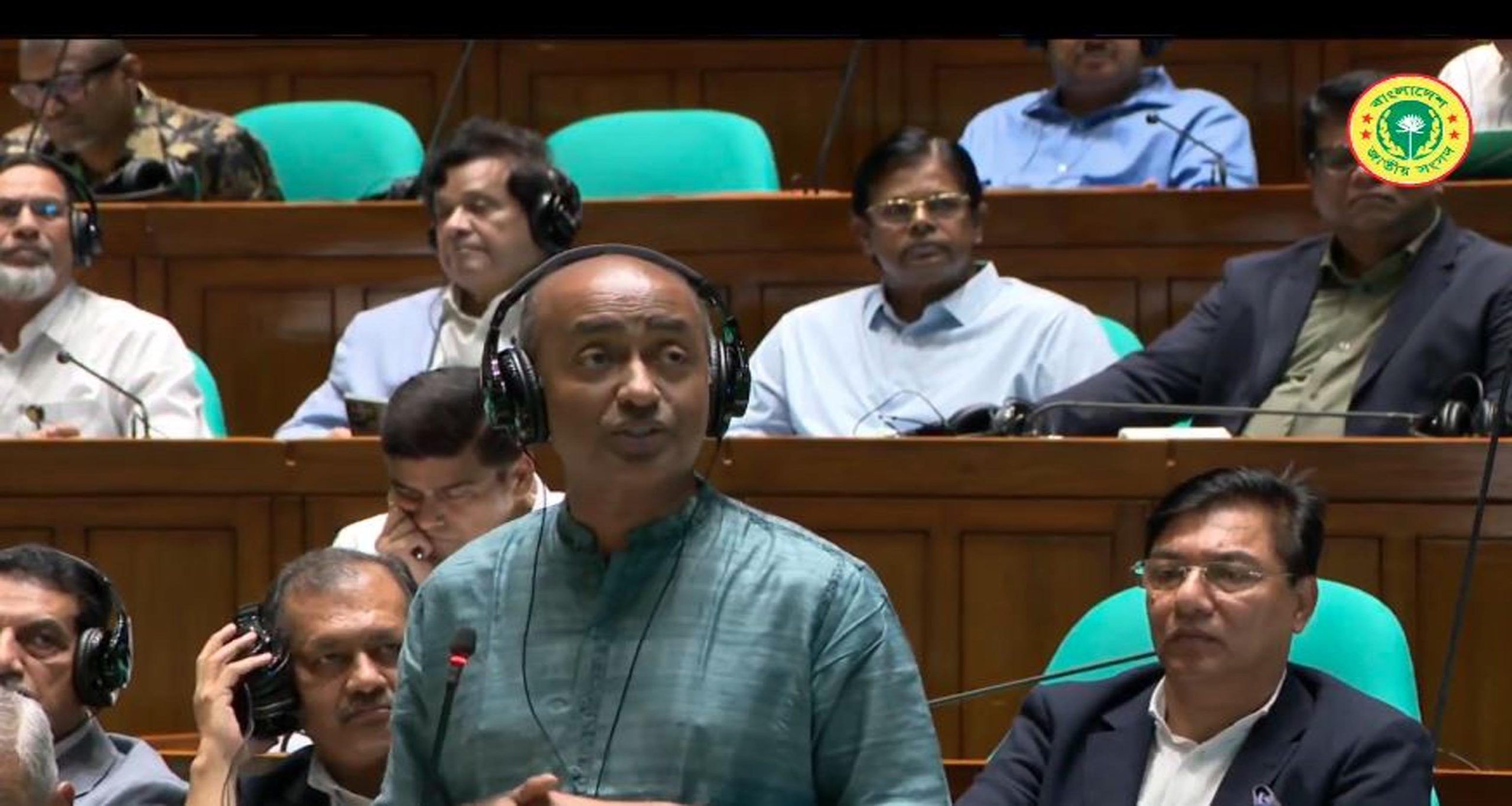 যাচাই-বাছাই করে রাজনৈতিক মামলা প্রত্যাহার করা হচ্ছে : আইনমন্ত্রী