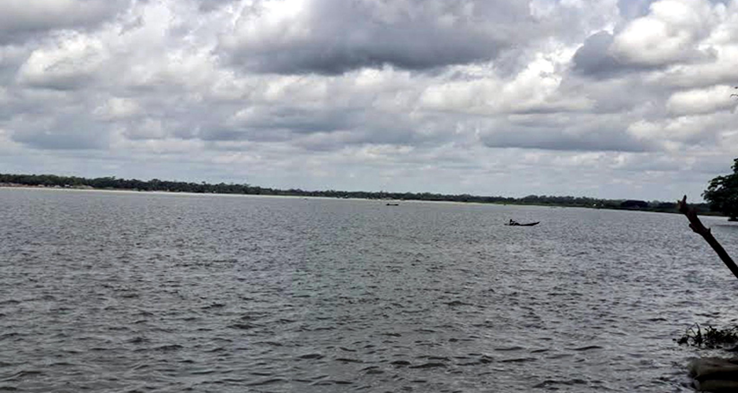 বরিশালের ৮ নদীর পানি বিপৎসীমার ওপরে, উপকূলের নিচু এলাকা প্লাবিত