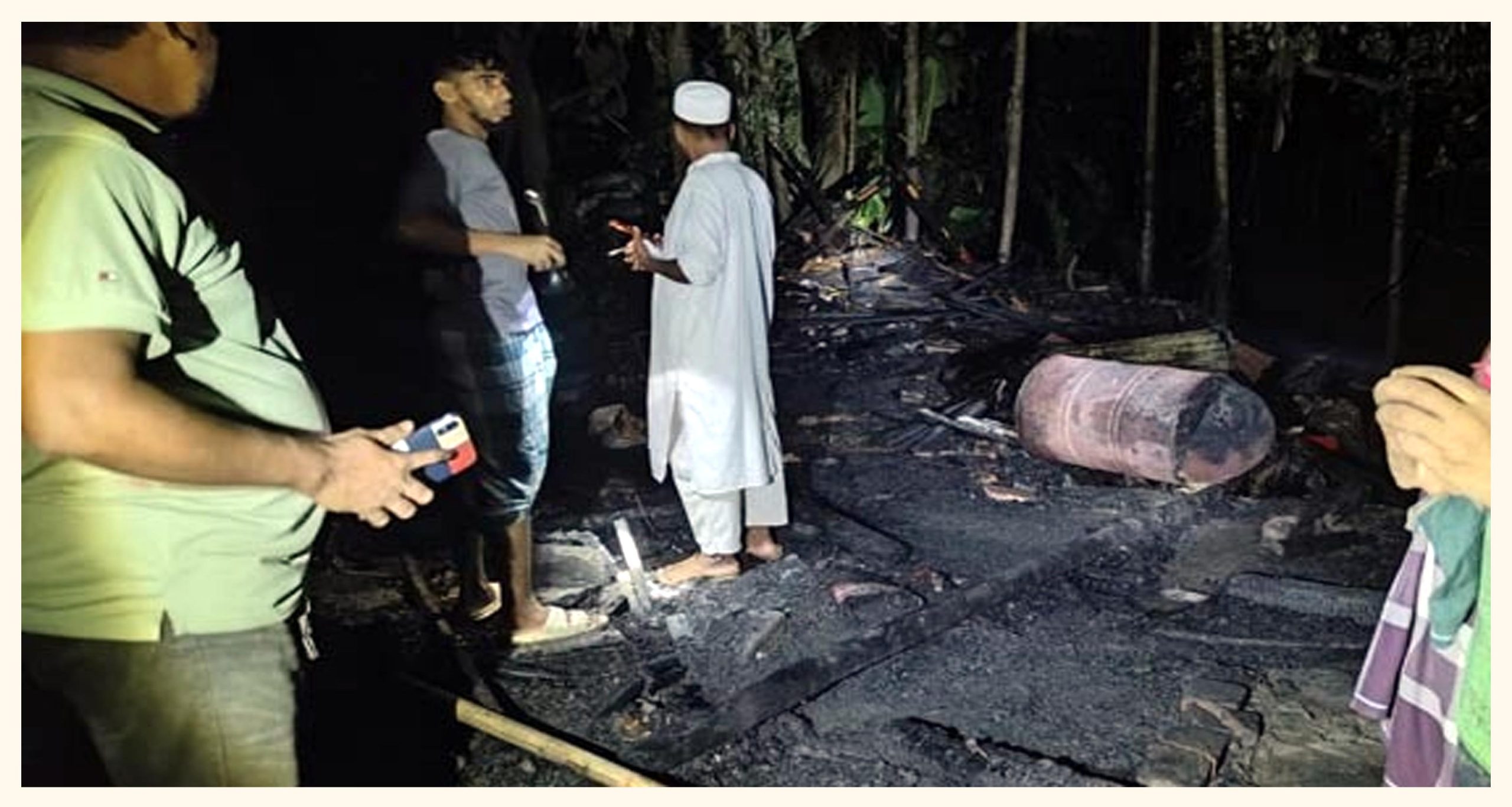 জিয়ানগরে বৈদ্যুতিক শর্ট সার্কিটের আগুনে দুটি ঘর পুড়ে ছাই